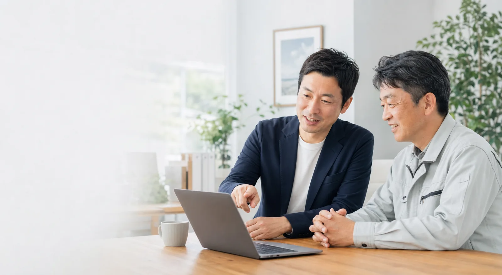 ホームページ管理について相談する事業者と担当者